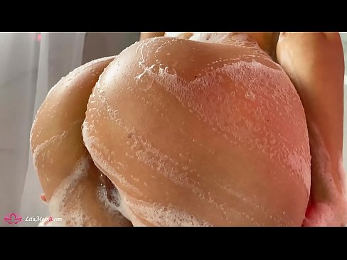 ❤️ UBrunette uphulula amaphambili ePussy ngeVibrator ukuya kwi-Intense Orgasm kwiShower Isondo esikhulu kuthi ️❤